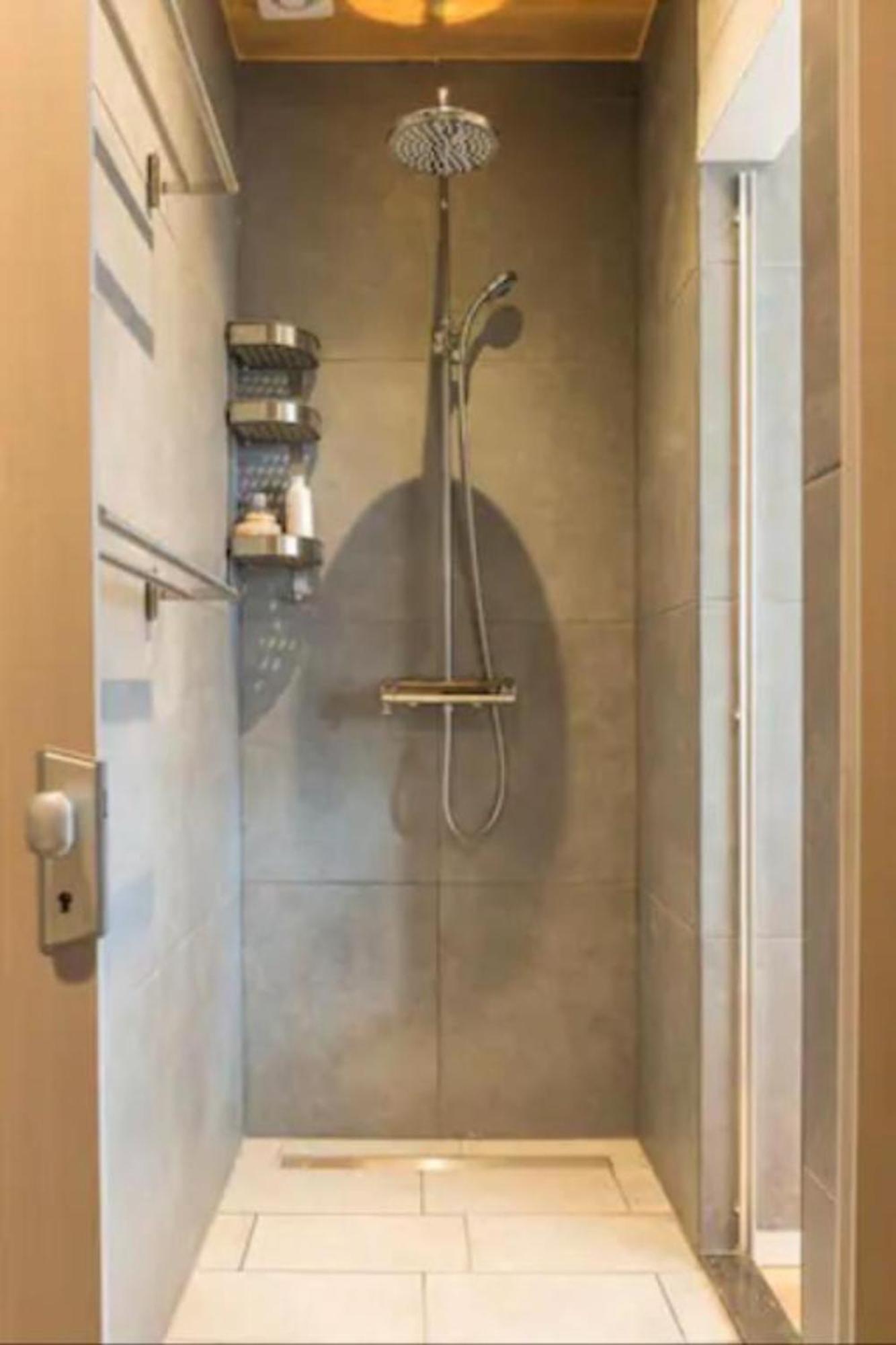 Ground Floor And Twin Bedroom In Luxurious Villa With Beautiful Garden Very Near Tue And Centre Αϊντχόφεν Εξωτερικό φωτογραφία