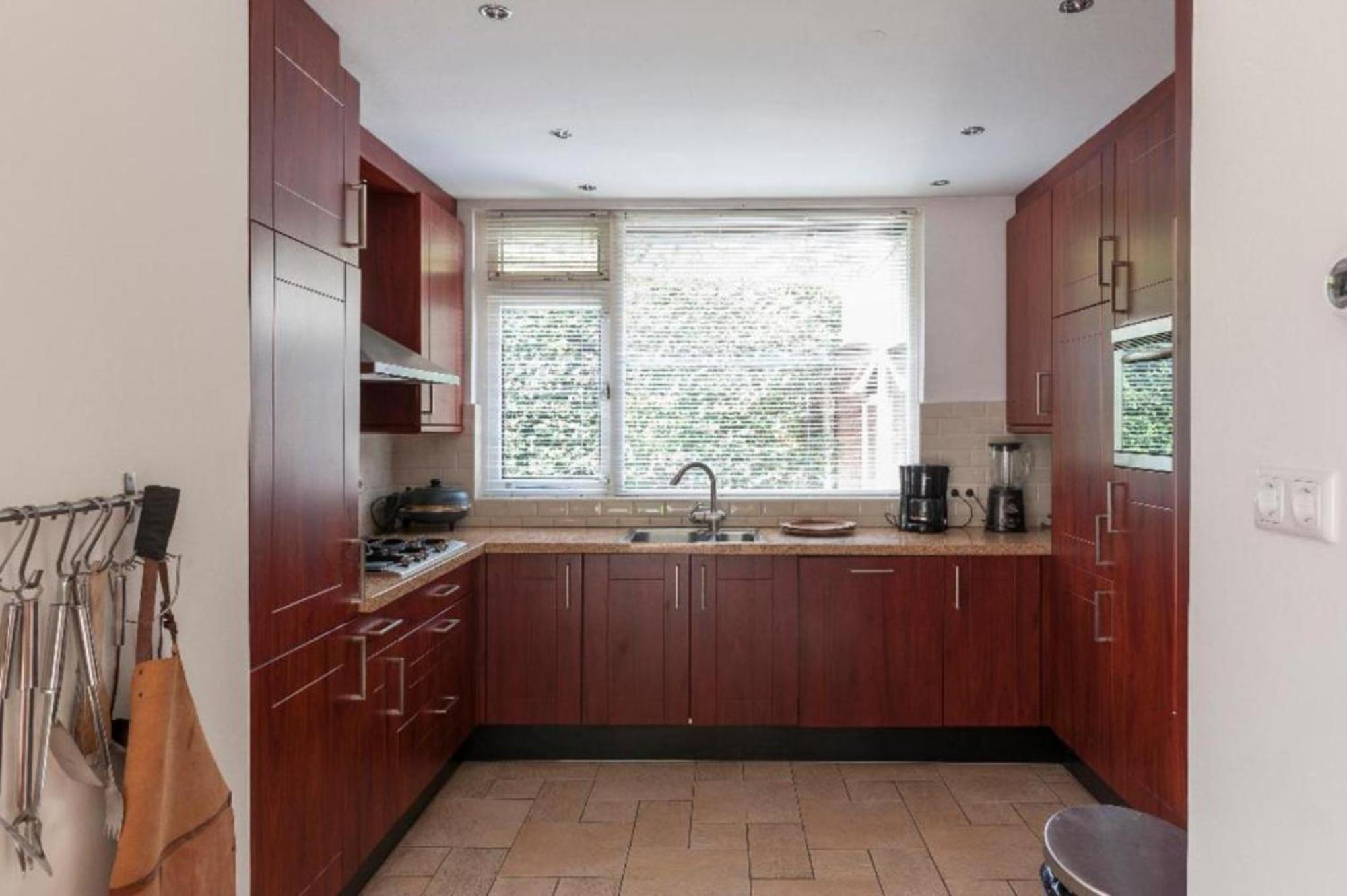 Ground Floor And Twin Bedroom In Luxurious Villa With Beautiful Garden Very Near Tue And Centre Αϊντχόφεν Εξωτερικό φωτογραφία